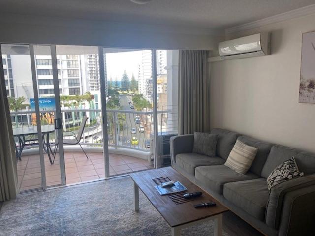 Broadbeach Holiday Apartments Gold Coast Exterior foto